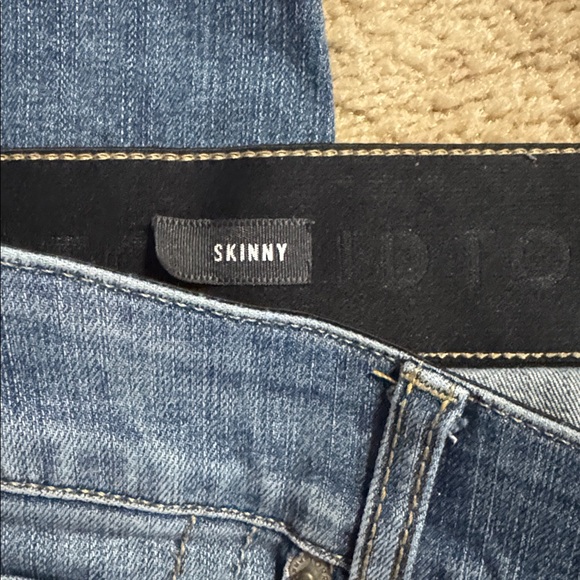 Torrid skinny jeans - Picture 4 of 6